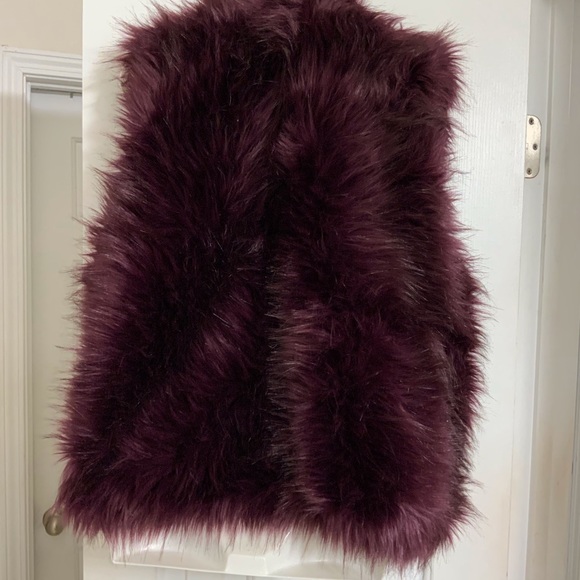 BRAND NEW CI SONO VEST FAUX FUR . SIZE-XL - Picture 3 of 8
